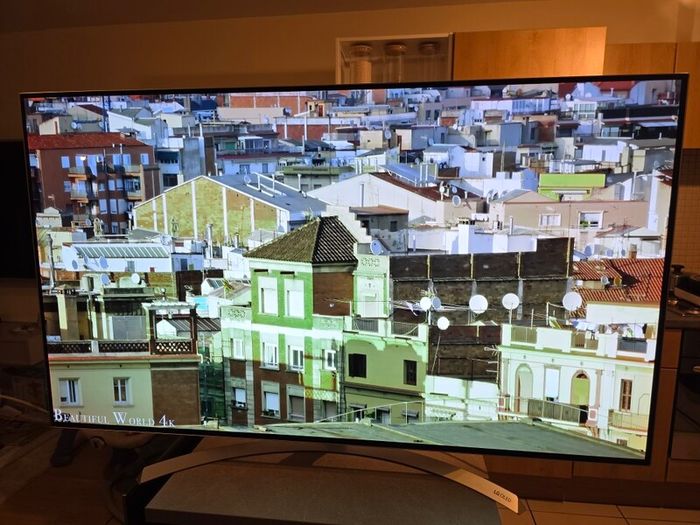 LG OLED55' 4K Smart TV - Includes Magic Remote