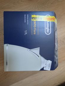 Delonghi kettle and toaster