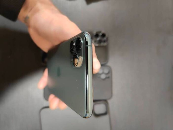 Apple iPhone 11 Pro Max 256GB Excellent Condition