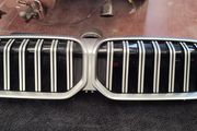 Genuine BMW G30/G31 LCI Front Kidney Grille with Active Air Flaps