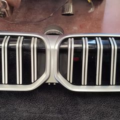 Genuine BMW G30/G31 LCI Front Kidney Grille with Active Air Flaps
