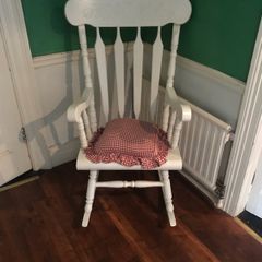 Nursery chair