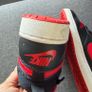 Boys/Girls trainers Nike and flip flops Havaianas size UK 4/4.5 Image 3