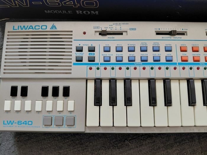 vintage Liwaco keyboard in box with 3 music roms