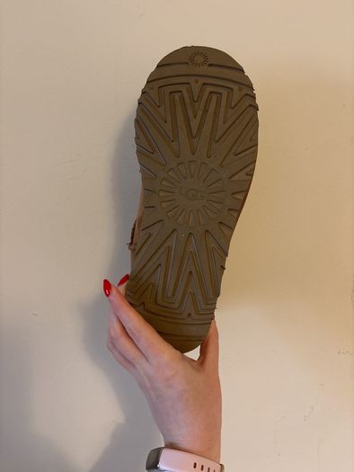 Single ugg boot