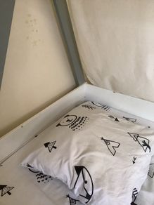 Child bed tipi style
