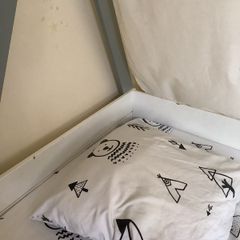 Child bed tipi style