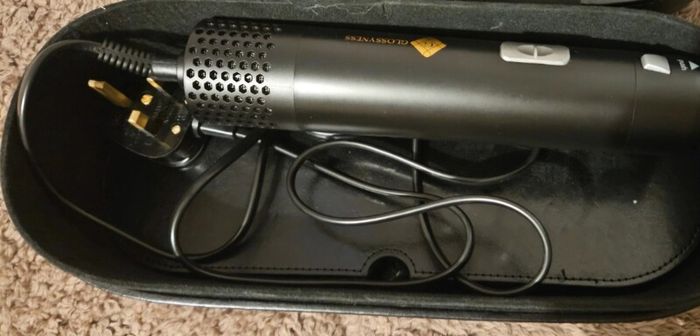 Glossyness Hairdryer