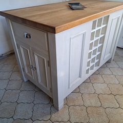 Kitchen island