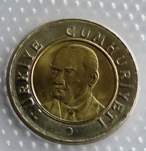 Turkey Ataturk Bimetal collector coin | 1 Yeni Lira 2005 | Sealed