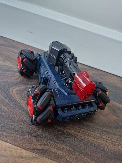 2 Remote control Cars