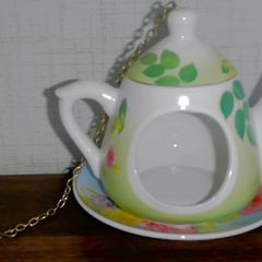 Gorgeous BIRD FEEDER on chain 15 euro