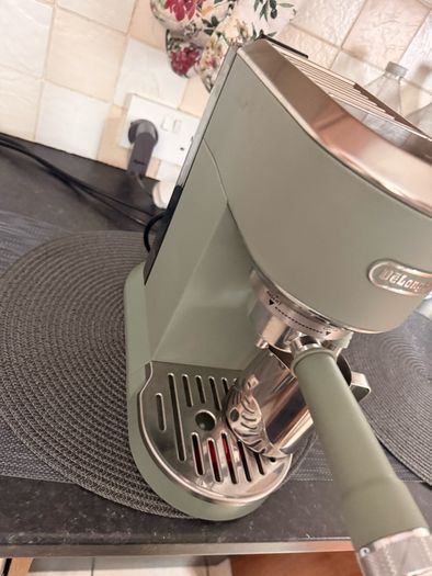 Delonghi Dedica Duo Coffee machine