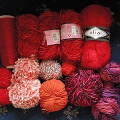 Knitting Yarns  (reds)