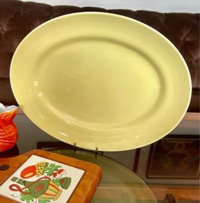 Arklow Pottery Ireland Farmhouse Kitchen Display Platter Pale Yellow 1960s