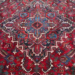 Classic Large Persian Heriz Hand Knotted Carpet Rug