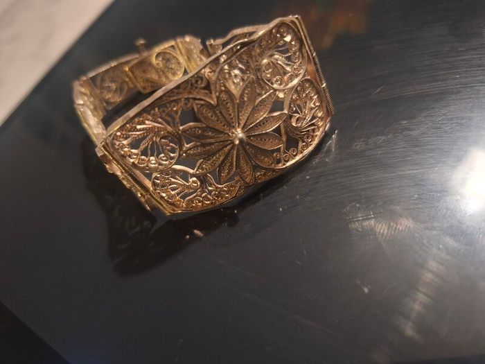 Silver filigree vintage bracelet