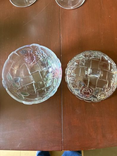 Vintage Riccardo Glass Lidded Dish, Floral Embossed Lattice Design