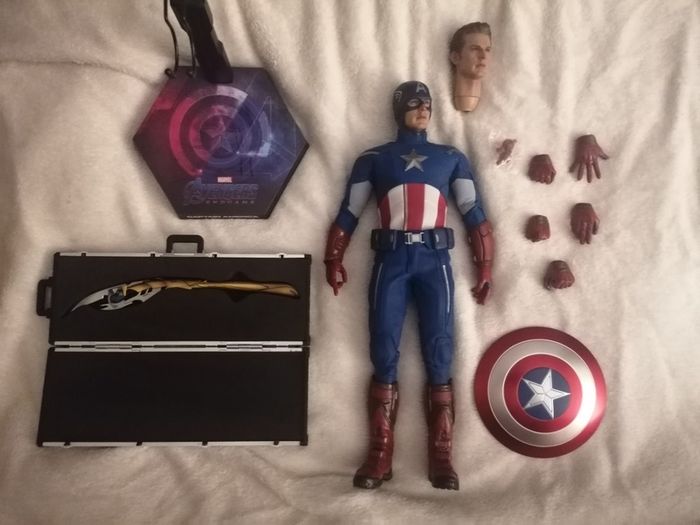 Hot Toys Marvel Captain America Avengers Endgame 2012 Steve Rogers MMS-563 Action Figure