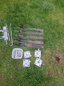 gate hinges
