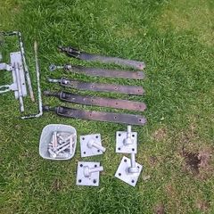 gate hinges