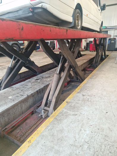 Hgv Truck Lift