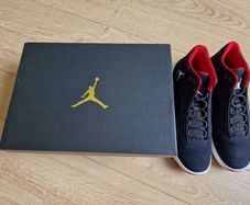 Air Jordan Max Aura 2