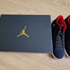 Air Jordan Max Aura 2
