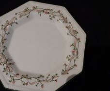 Johnson Bros. 'Eternal Beau' pattern side plate