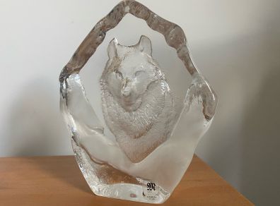 Mats Jonasson Wolf Crystal Glass Ornament Paperweight Sweden Large