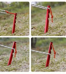 Tent pegs. Pack of 10. Red colour
