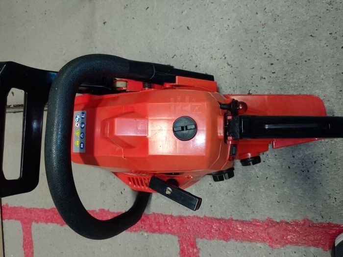 chainsaw