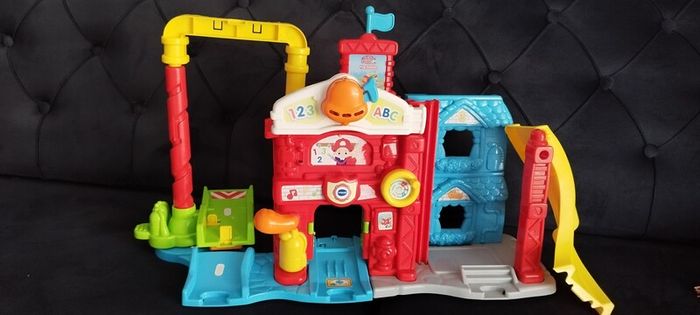 fire station toy