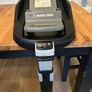 Maxi Cosi Family Fix Base and Pearl Car Seat Image 3