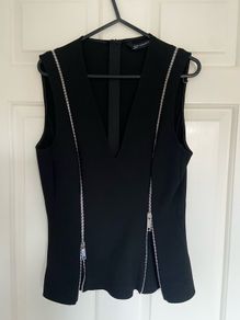 zara top size m