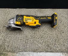 DeWALT 18V XR Brushless Oscillating Multi-Tool DCS356N