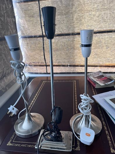 3 Lamp shade stand