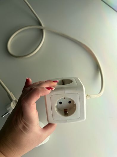 Plug adapters Eu to Uk
