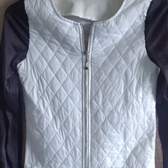 Top/jacket blouse size Xs never worn