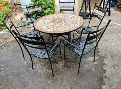Outdoor Table and Chairs