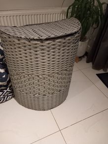 Laundry basket
