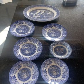 Willow pattern china