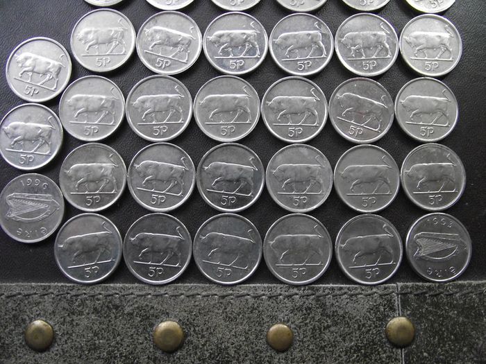 33 Irish Coins @ 5 Pence (1992-2000)