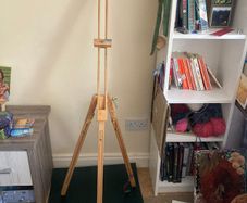 Collapsible easel