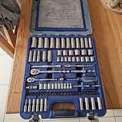 Blue Point 1/4 & 3/8 socket set