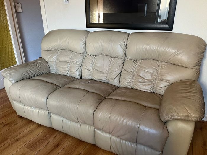 Free Couches - reclining