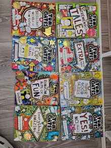 Tom Gates book bundle Like New