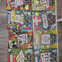 Tom Gates book bundle Like New