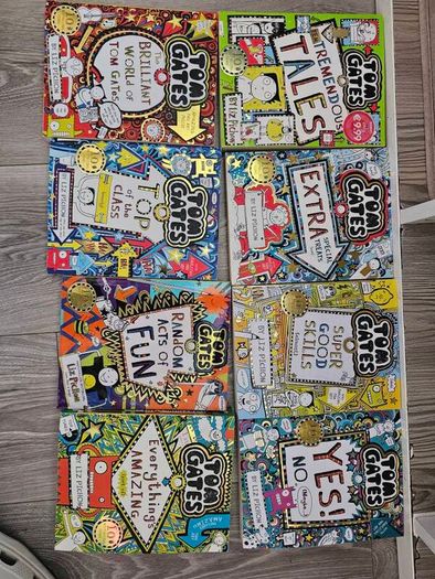 Tom Gates book bundle Like New