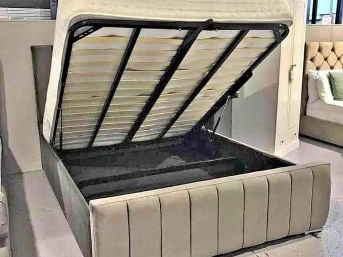 Double Wingback Ottoman Beds
